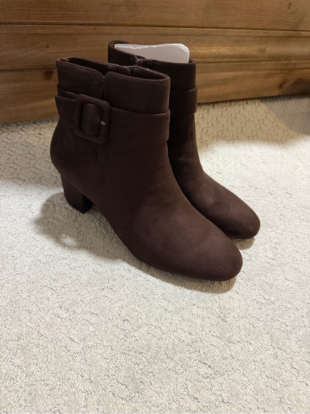White Mountain Freckley Heeled Boots NIB